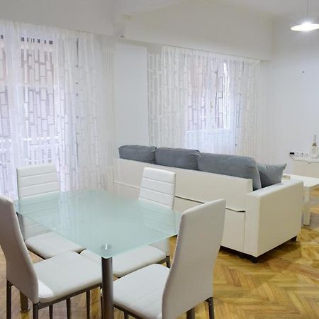 Beautiful Renovated Flat In Athens Apartment Exterior photo