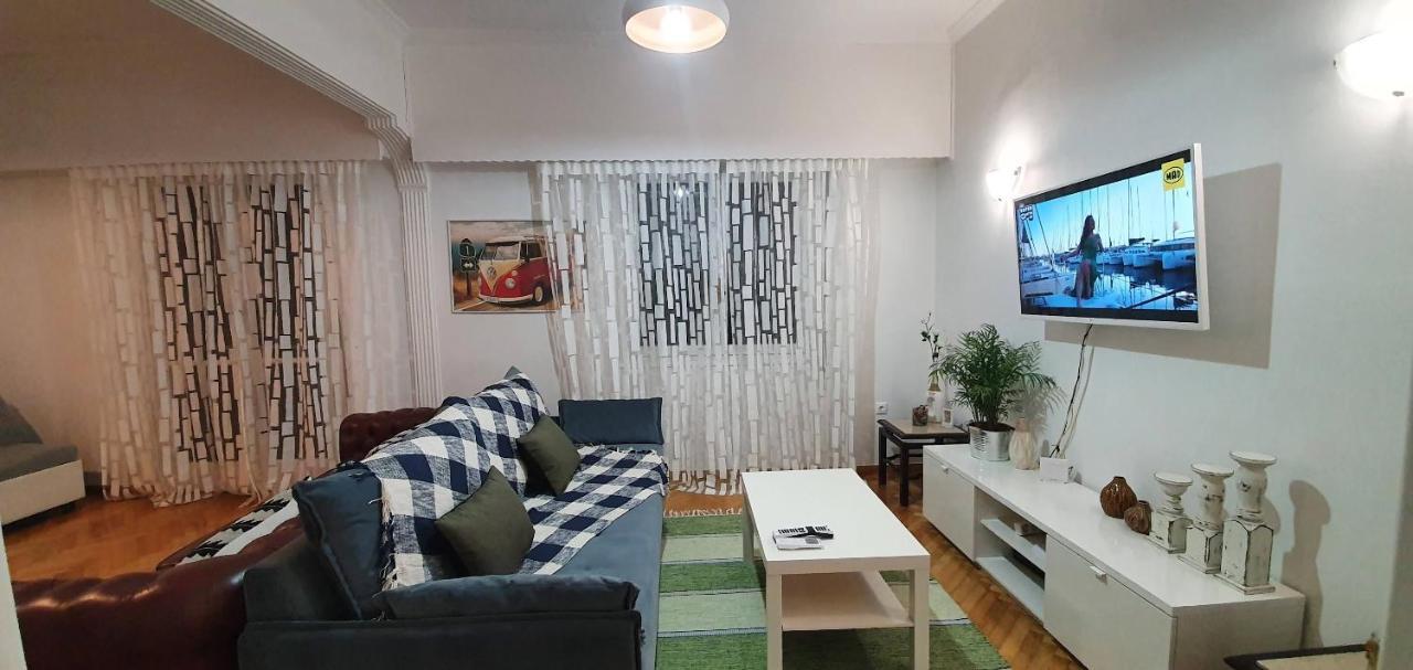 Beautiful Renovated Flat In Athens Apartment Exterior photo